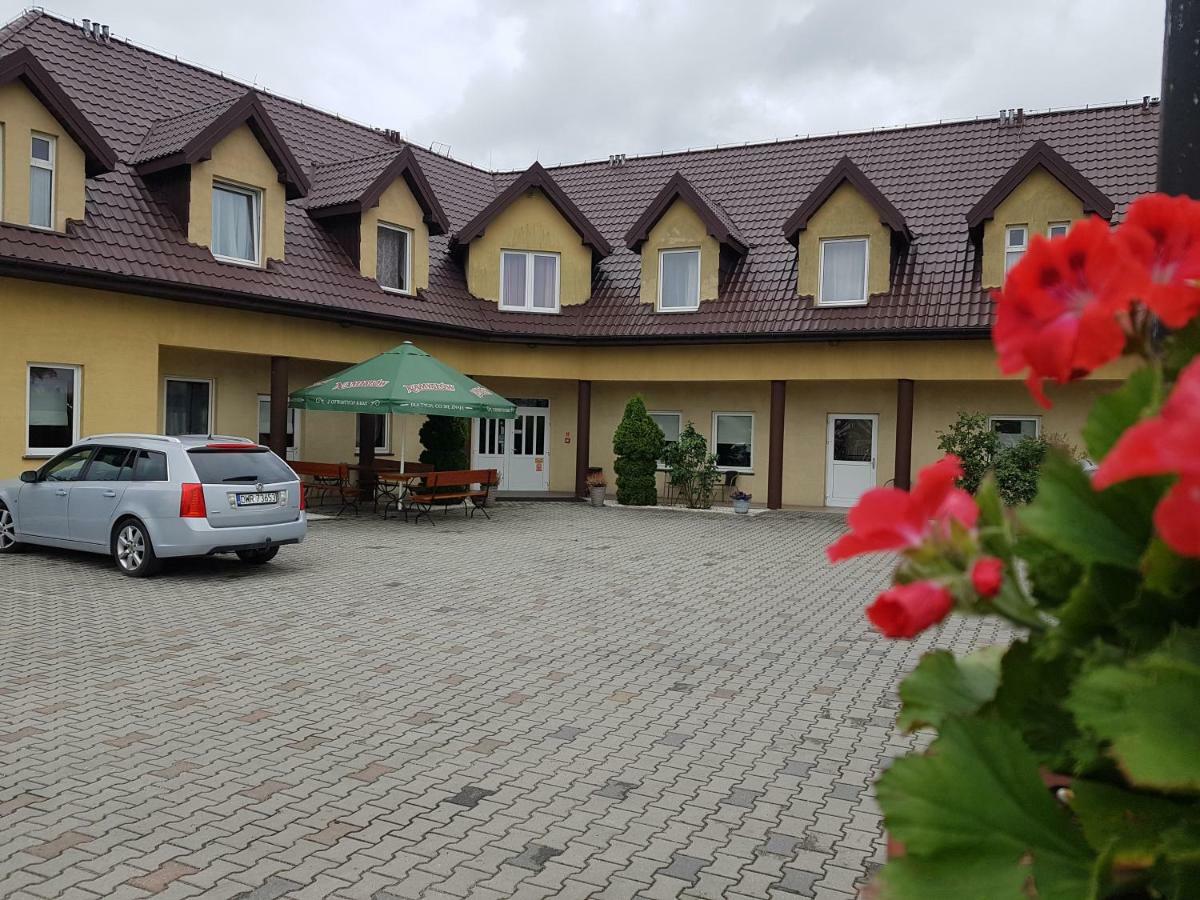 Hotelik Pod Baranami Siechnice Exterior foto